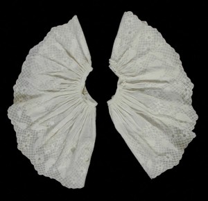18th century Ruffles/Engageants/Flounces, Georgian accessories, historical costume made to measure, Bespoke georgian and period clothing by HandBound Costumes, I want to dress like antoinette, what did the duchess wear, 18th century fashion,
