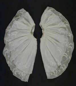18th century Ruffles/Engageants/Flounces, Georgian accessories, historical costume made to measure, Bespoke georgian and period clothing by HandBound Costumes, I want to dress like antoinette, what did the duchess wear, 18th century fashion,