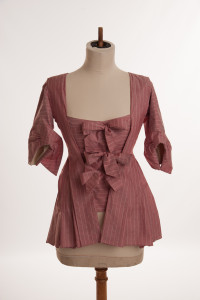 short sack or pet-en-lair by HandBound Historical Costumes, replica historical garments based in museum artifacts, reenactment costumes by HandBound, Hand Made period and historical costumes, poldark style costumes, the duchess style dress,