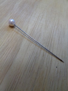 hat pins and costume accessories, the ladies maid essentials, how to hold a hat on, historical styled hat pins, costumes fabrics and supplies, online costume accessories by HandBound costumes,