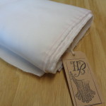 100% linen fabrics, online farbics for sale, historical fabric shop, fabrics and supplies for reenactment clothing, historical costume supplies, living history fabrics, historical linen cloths, plain pure linen priced by the mtr