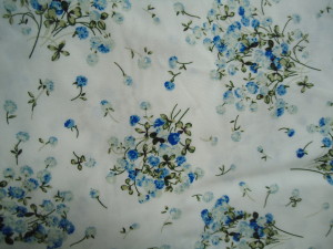 sewing fabrics for sale, dressmaking cloth by the mtr, online material shop for quilters,