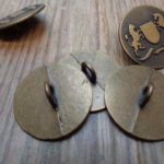 brass coloured buttons for sale, I want proper metal buttons is there anywhere online ,