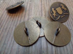 brass coloured buttons for sale, I want proper metal buttons is there anywhere online ,