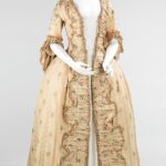 sack backs - 18th century gowns - handbound costume research