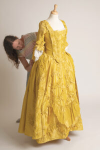 made to measure bespoke 18th century sack back - HandBound
