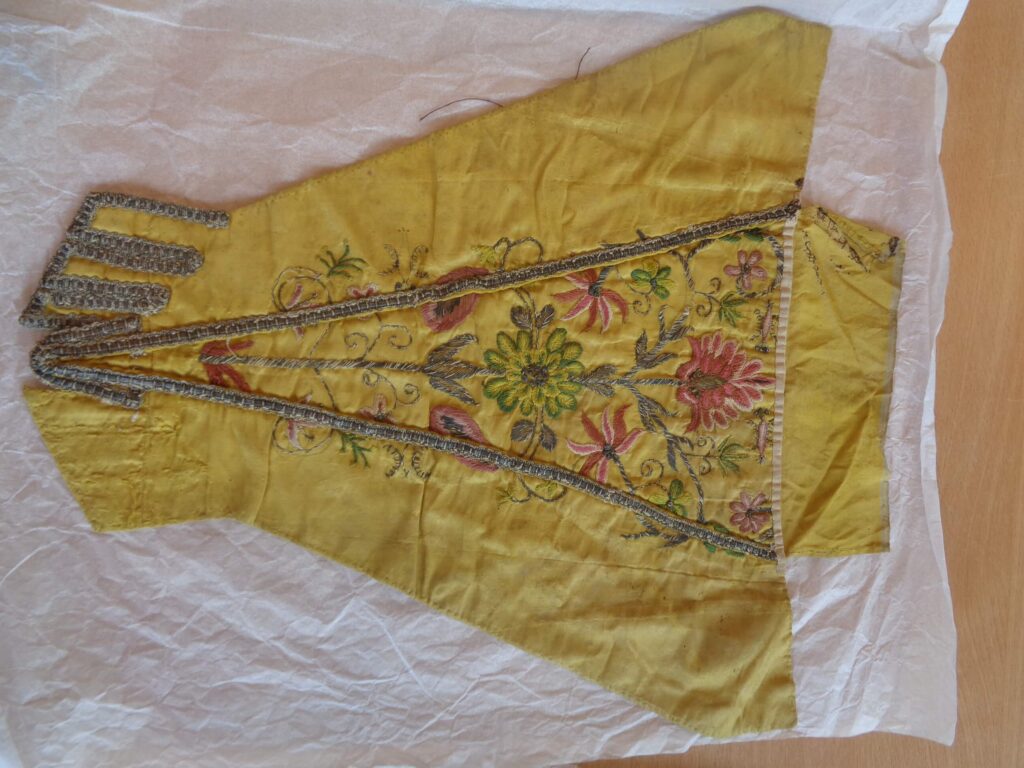 18th century embroidery examples